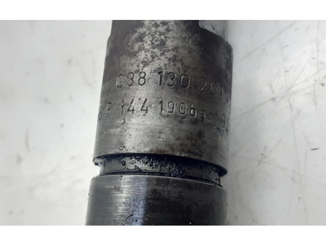 Vstřikovač 038130201G   Volkswagen Bora     