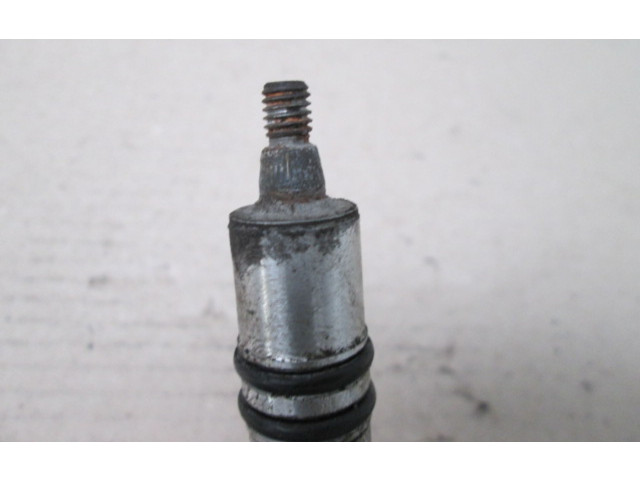 Моторчик заднего дворника     Saab 9000 CS