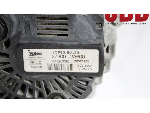 Генератор 373002A600 KIA Ceed