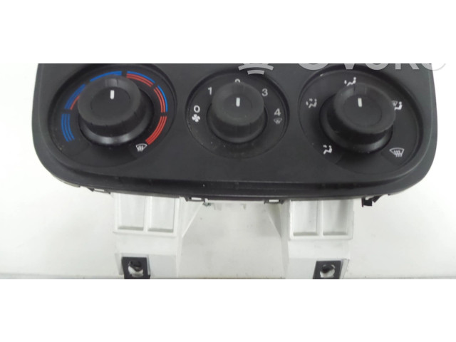 Блок управления климат-контролем 95510823   Opel Combo D