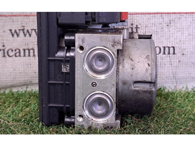 Блок АБС CRKB Volkswagen Golf VII 2013 - 2019 года