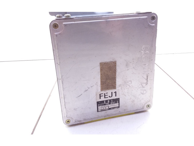 Блок управления двигателя FEJ118881C   Mazda 626