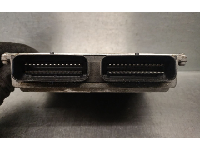 Блок управления двигателя 169102463R Dacia Duster II