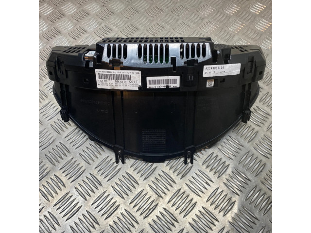 Přístrojová deska Mercedes-Benz GLK (X204) 2012 2049001109, A2049001109