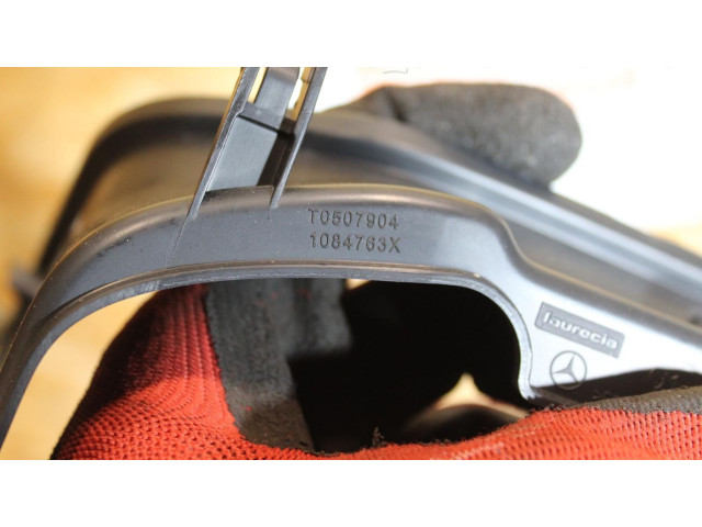 Зеркало электрическое Mercedes-Benz A W176 2012 - 2018 года