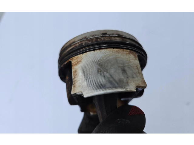  Поршень с шатуном  065DN  Audi A6 C7  