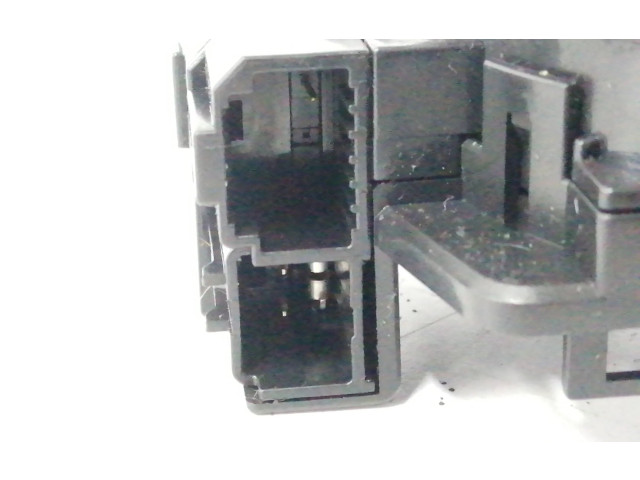 Подушка безопасности водителя Peugeot 107