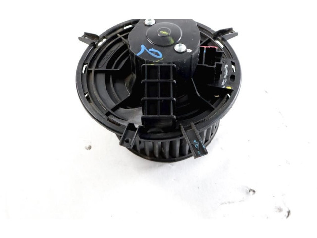 Вентилятор печки    68038189AA   Fiat Freemont