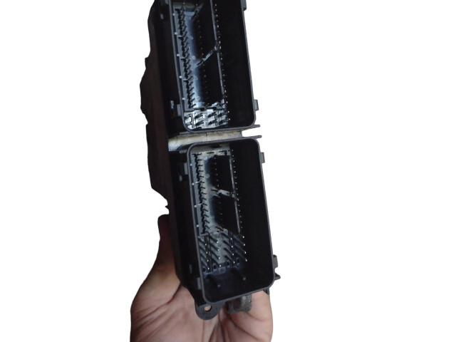 Блок управления двигателем Блок управления DV21-12A650-NE   Ford B-MAX