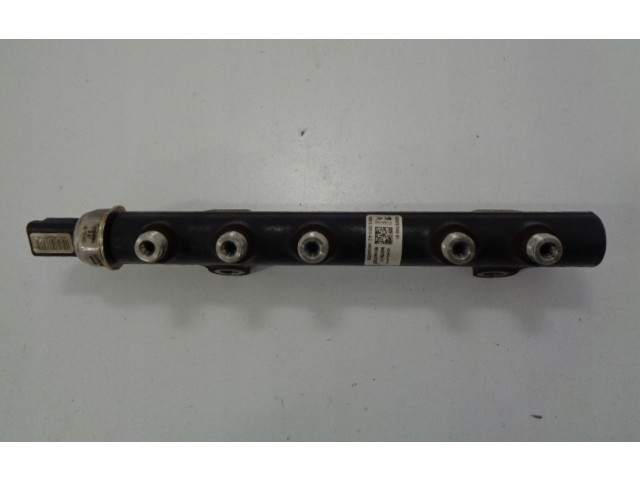 Топливная рампа 9685297580, 9670076780   Volvo C30  