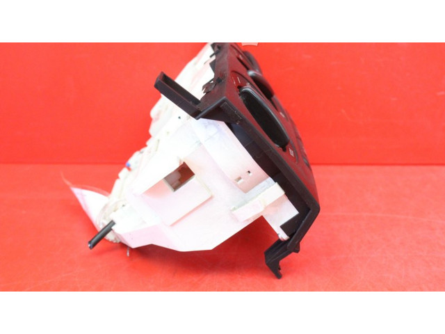 Блок управления климат-контролем Mazda 3 I