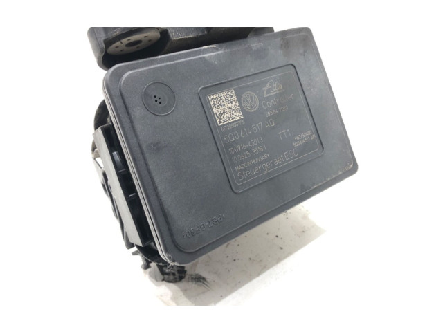 Блок АБС 5Q0614517AQ Skoda Octavia Mk3 (5E) 2013 - 2019 года