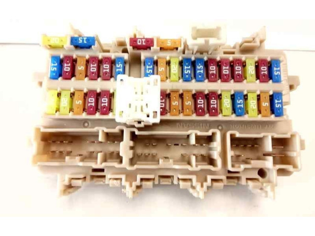 Pojistková skříňka Řídící jednotka BSM Nissan X-Trail T32 2015