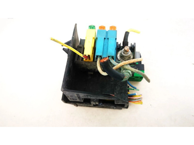 Pojistková skříňka 9627791880 Lancia Zeta 2000