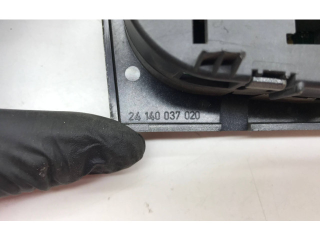 Блок управления климат-контролем 013132388 Opel Meriva A