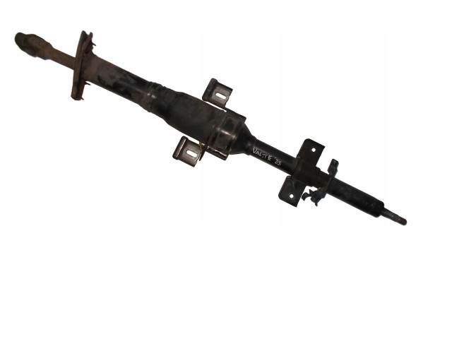 Ось рулевого колеса    Nissan  Vanette   -  года