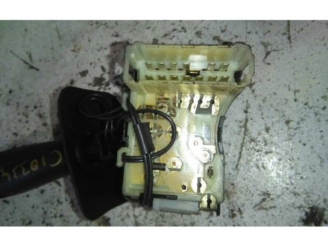 Ручка стеклоочистителей    Renault Scenic RX