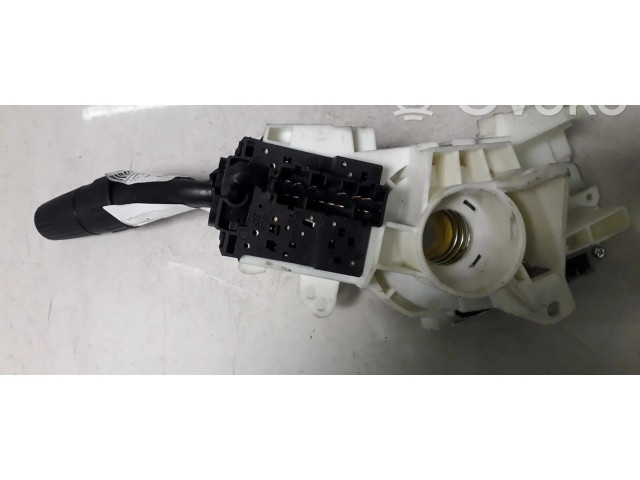 Ручка стеклоочистителей    Honda FR-V