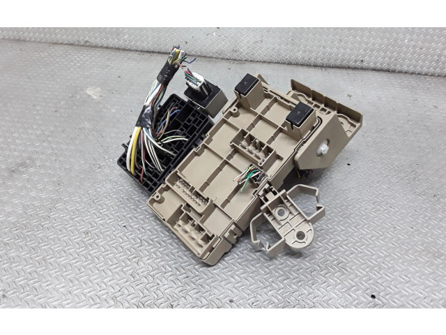 Блок предохранителей 82201FG010   Subaru Forester SH    