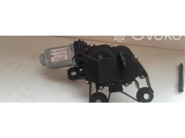 Моторчик заднего дворника 5J7955711B    Skoda Superb B6 (3T)