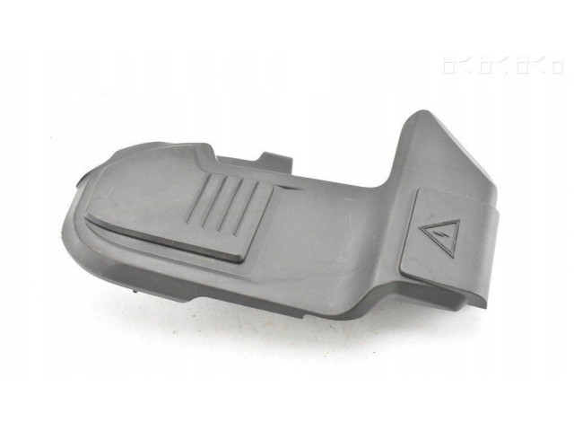 Крышка ящика предохранителей