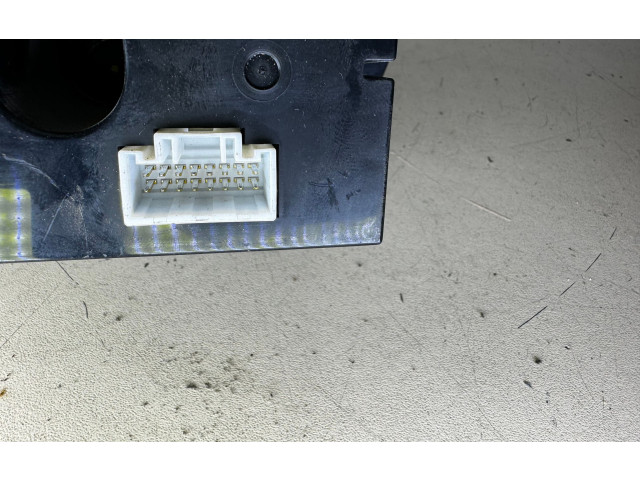 Дисплей MR587777, N641J060 Mitsubishi Colt