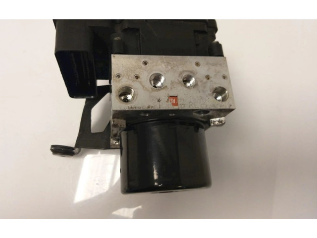 Блок АБС P31423347, 27040834307568   Volvo  V70  2005 - 2008 года