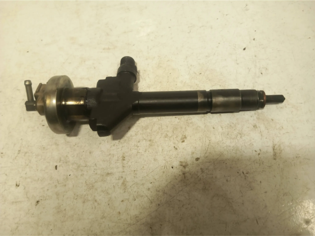 Vstřikovač Mazda 6 pro naftový motor 2.0