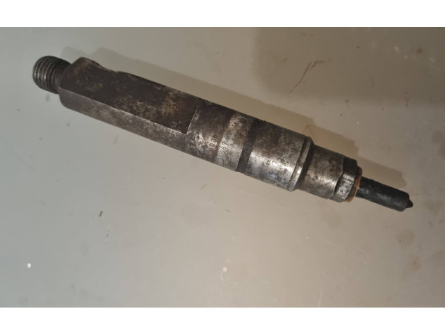 Vstřikovač 074130201C   Volkswagen Transporter - Caravelle T4     