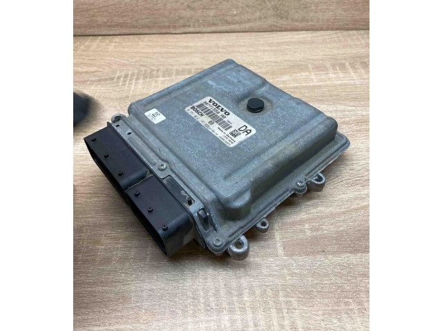Блок управления двигателем Блок управления 30771550AB, 0281012103 Volvo V70