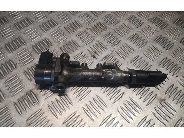 Vstřikovací lišta 6280700046, A6280700046 Mercedes-Benz ML W163 OM 628.963