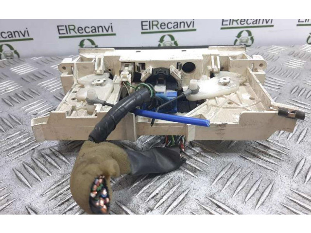 Блок управления климат-контролем MR398658 Mitsubishi Space Wagon