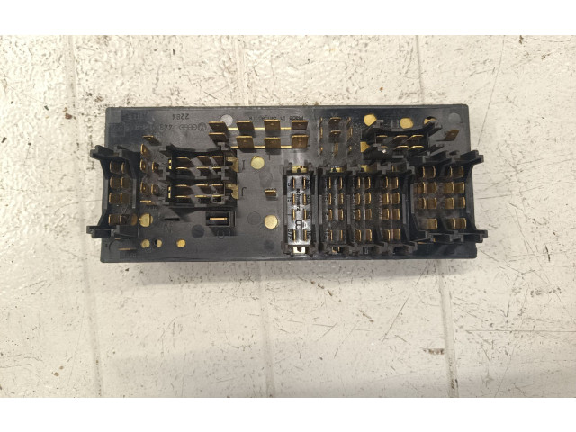 Блок предохранителей 443941822B Audi 80 90 S2 B4