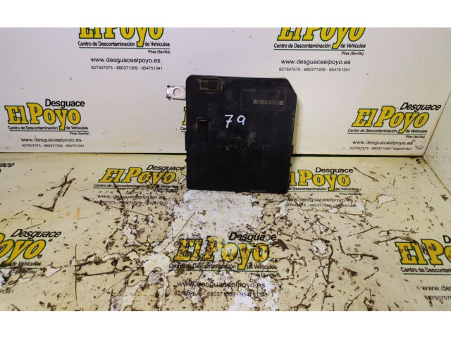 Pojistková skříňka 8201044237 Renault Kangoo 2011