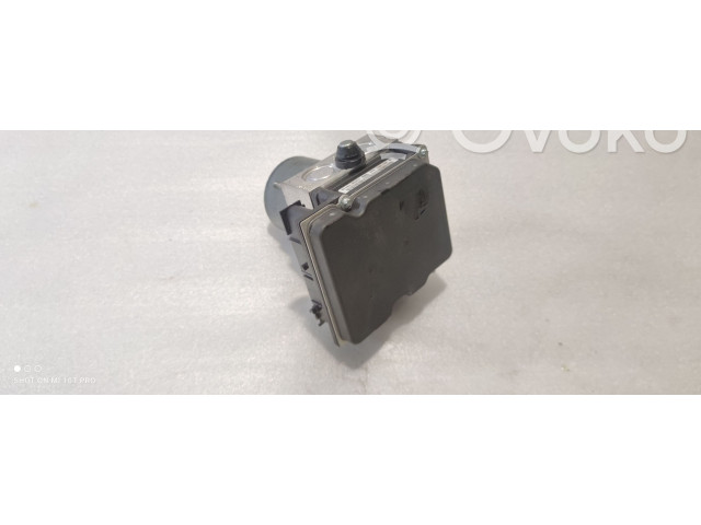 Блок АБС 476606WC0A Infiniti QX50 (J50) 2013 - 2017 года