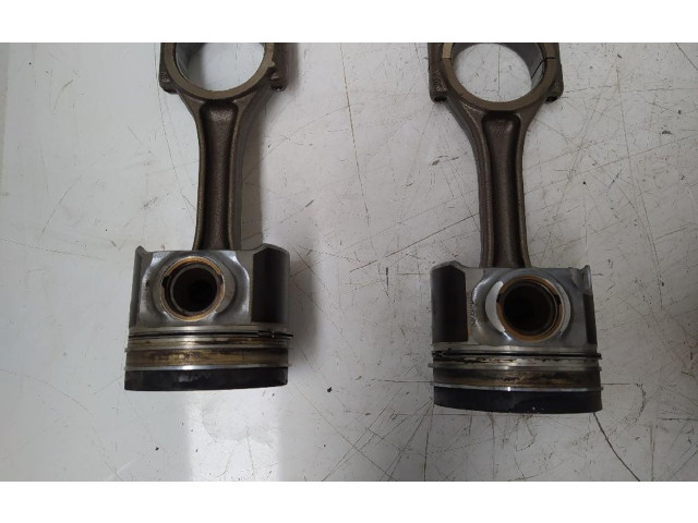 Поршень с шатуном 81L97A Volkswagen PASSAT B6