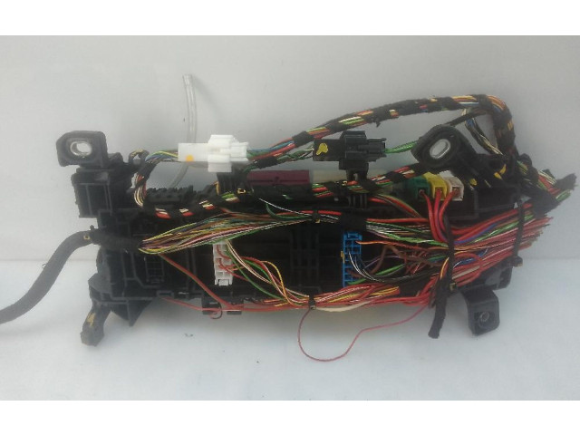   Pojistková skříňka    Mercedes-Benz GLA W156 2013