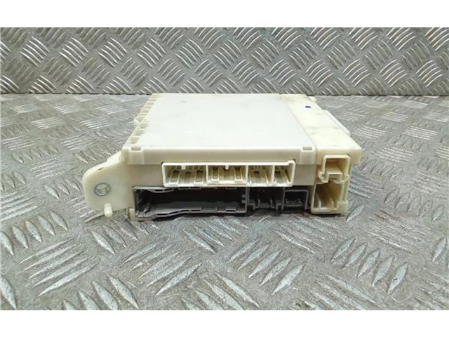   Pojistková skříňka 8273030272, 7G090537   Lexus GS 300 350 430 450H 2007