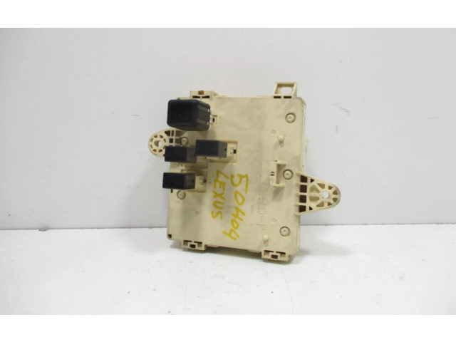 Блок предохранителей Lexus IS 200-300