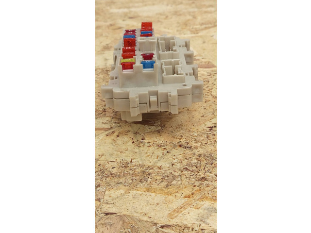 Pojistková skříňka EA00A6C01, 6C01 Nissan Navara D40 2007