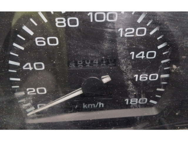 Přístrojová deska SsangYong Musso 1999 8020005040