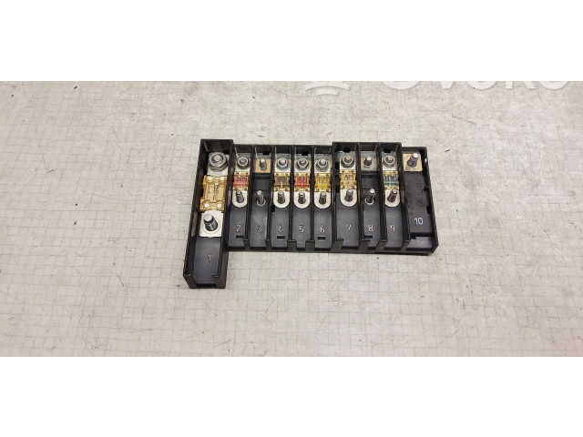 Pojistková skříňka 7H0937550A, 586440 Volkswagen Transporter - Caravelle T5 2008