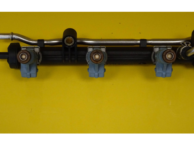 Топливная рампа 0003099V004, 0280155814   Smart ForTwo I  