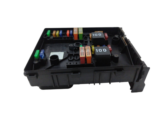 Блок предохранителей 1K0937118, 1K0937125D Skoda Yeti (5L)