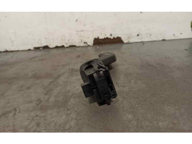 Ручка стеклоочистителей 09185417   Opel Meriva A