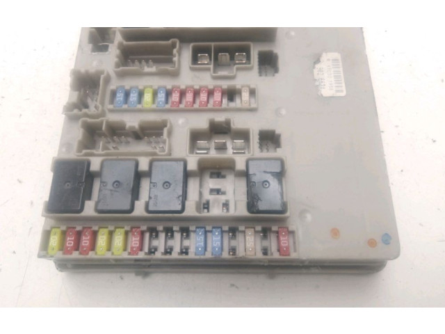 Pojistková skříňka Řídící jednotka BSM Renault Clio III 2011