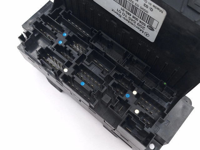 Pojistková skříňka A2095451001, 2095451001 Mercedes-Benz C W203 2003