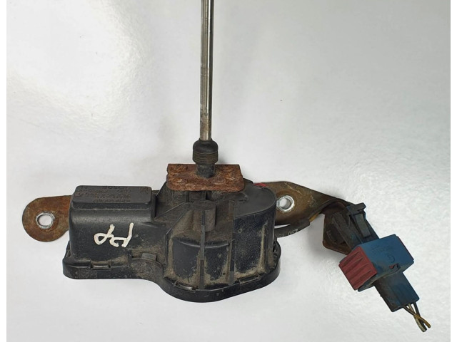 Моторчик стеклоочистителя 4240552 Saab 900