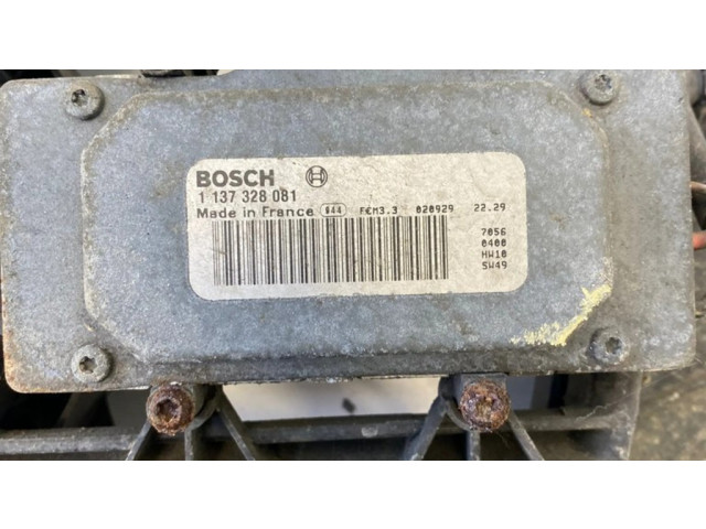 Вентилятор радиатора     30647253, 0130303909    Volvo V70 2.4