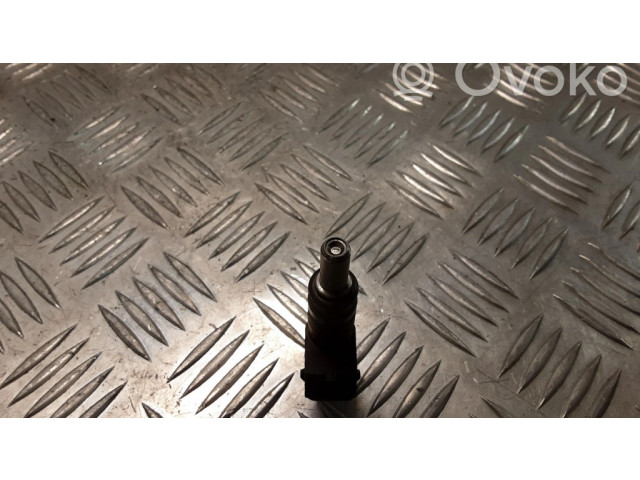 Vstřikovač    BMW 3 E46  pro benzínový motor 1.8  